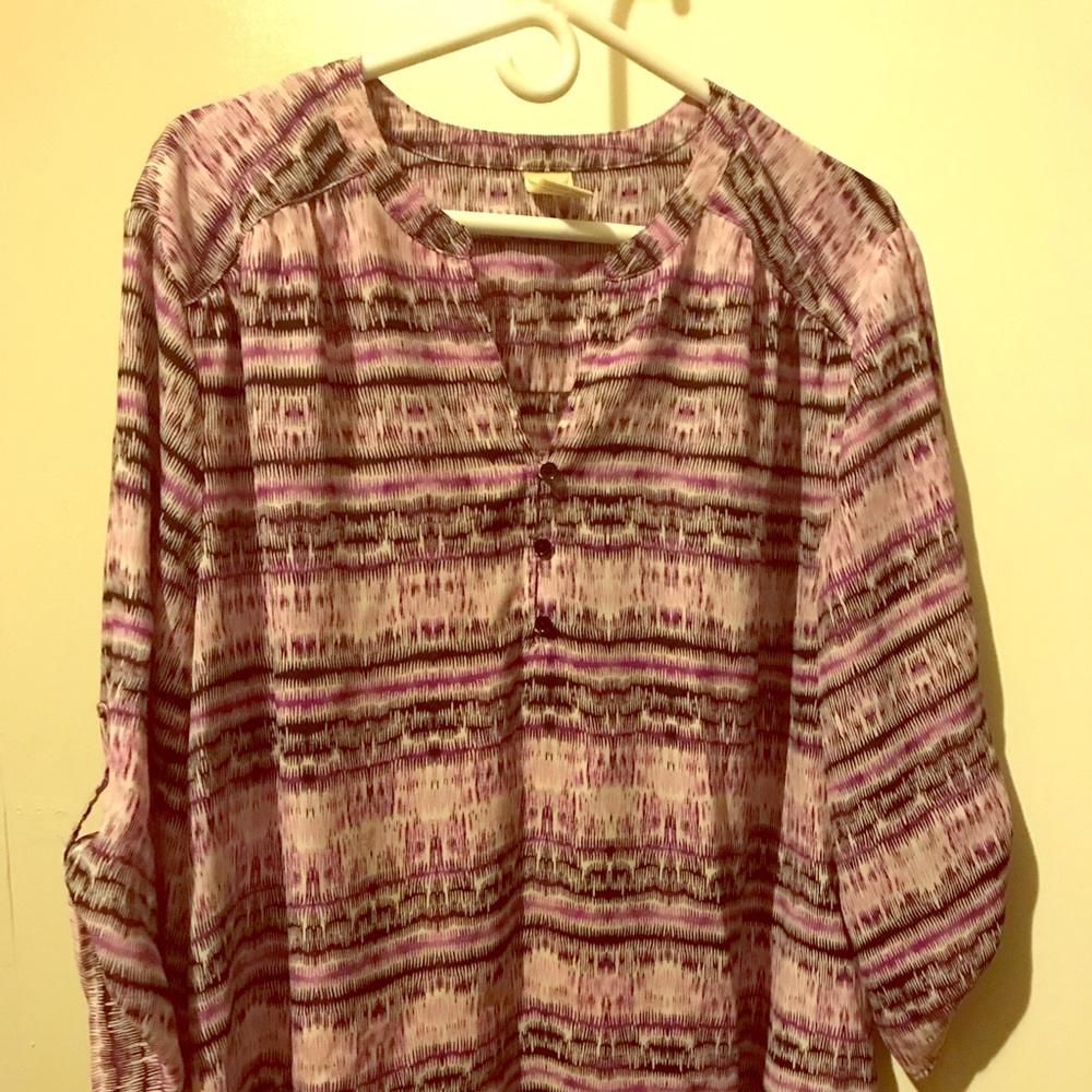 Beautiful 3/4 sleeve blouse